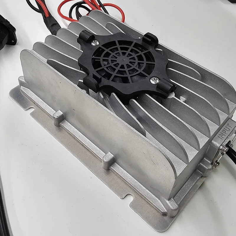 600W High-Power Golf Cart Pangisi daya Cepet Eksklusif